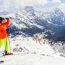 Entre mai et octobre, tous les skieurs et rideurs européens affluent sur les glaciers des stations de ski de France, d’Autriche et de Suisse ou d’Italie. Ils viennent perfectionner leurs techniques sous le soleil avant le début de la prochaine saison d’hiver. Le top 10 des glaciers européens sur lesquels on peut pratiquer le ski
