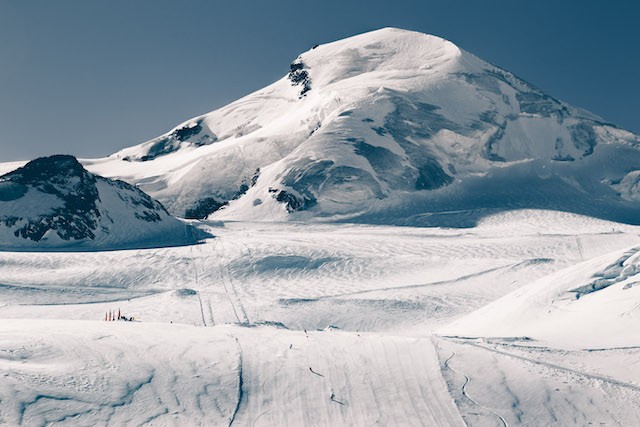 Schnee_Landschaft_Allalin_Berge_Piste-